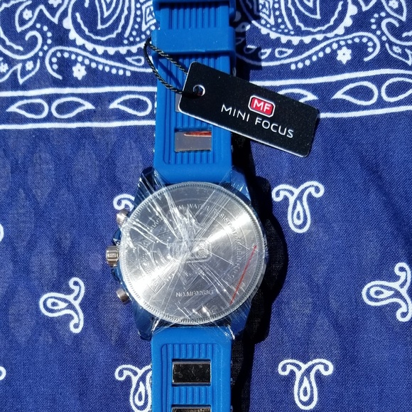 Watch..Mini Focus - Picture 2 of 6